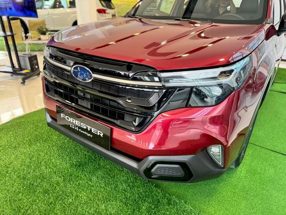 Subaru Forester 2025 : Nhập khẩu Nhật Bản, động cơ 2.5L, chênh 100 triệu có đáng giá?